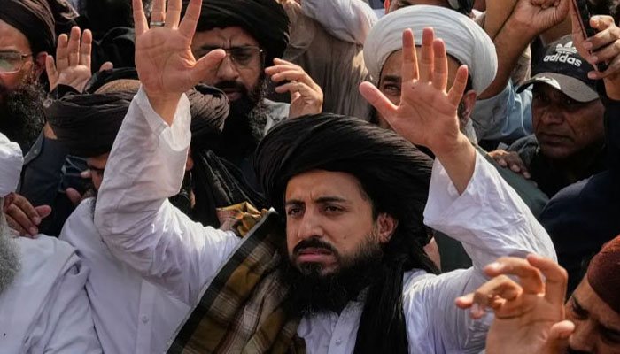 مریدکے میں پرتشدد احتجاج کے بعد سعد رضوی اور انس رضوی پر قتل کا مقدمہ درج