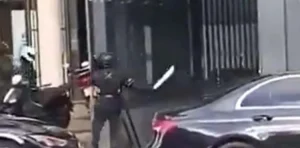 لندن میں رولیکس کے اسٹور سے ڈاکو قیمتی گھڑیاں لے کر فرار