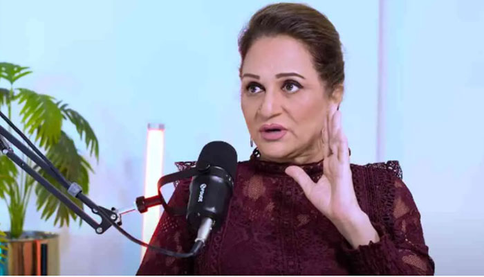 کسی کے 6 تو کسی کے 9 بچے ہیں، اللہ ملک پر رحم کرے: بشریٰ انصاری
